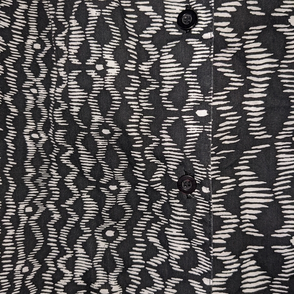 Roaman's Button Down Blouse 2X - Picture 6 of 9